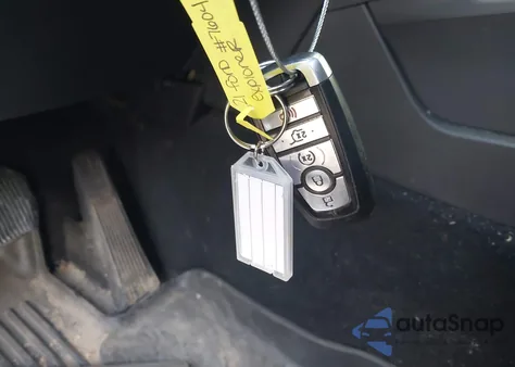 2021 Ford Explorer Xlt z USA, uszkodzony, nr VIN 1FMSK7DH2MGB20547